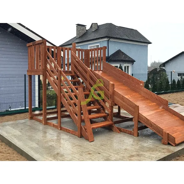 Деревянная зимняя горка ‘IgraGrad Snow Fox’, скат 4 м Деревянная зимняя горка ‘IgraGrad Snow Fox’, скат 4 м