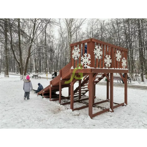 Деревянная зимняя горка ‘IgraGrad Snow Fox’, скат 4 м Деревянная зимняя горка ‘IgraGrad Snow Fox’, скат 4 м