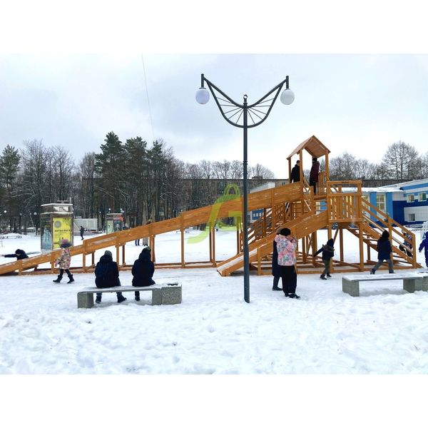 Зимняя деревянная горка ‘IgraGrad Snow Fox 12 м’ с двумя скатами (две лестницы) Зимняя деревянная горка ‘IgraGrad Snow Fox 12 м’ с двумя скатами (две лестницы)