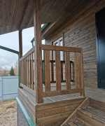 Ограждение для крыльца, веранды или террасы из древесины сибирской лиственницы