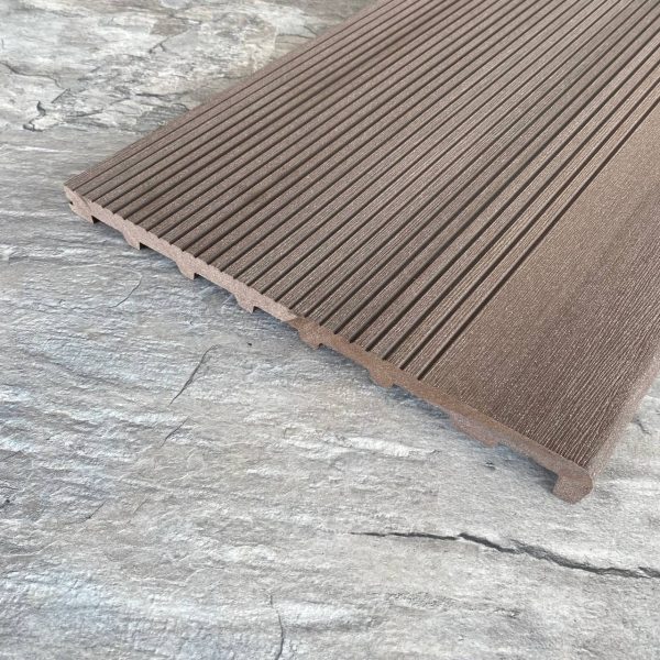 Ступень ДПК 340х22х4000 Шоколад Полнотелая