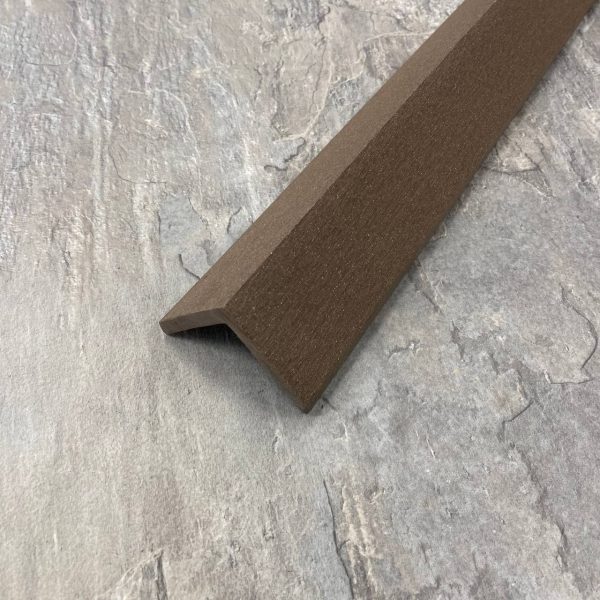 Угловой профиль CM Decking 70х70х2000 (для фасадной облицовки) Мербау