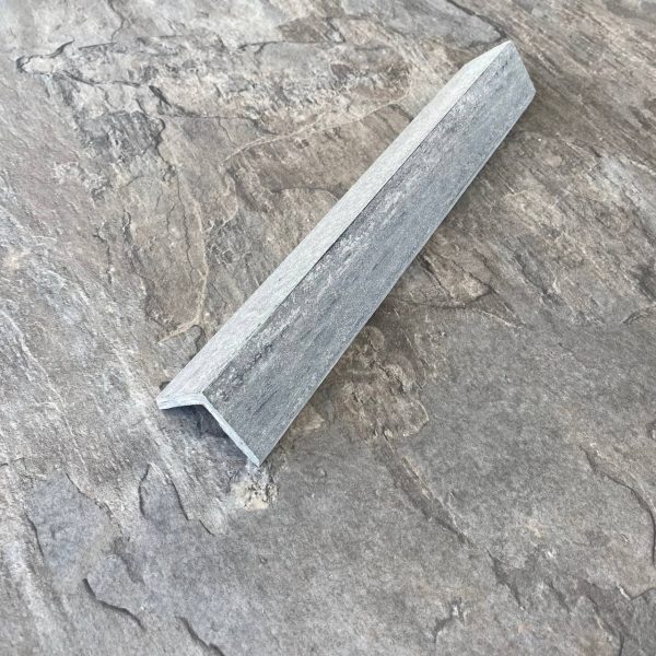 Уголок декоративный Bruggan Multicolor 40х40х3000 Серый